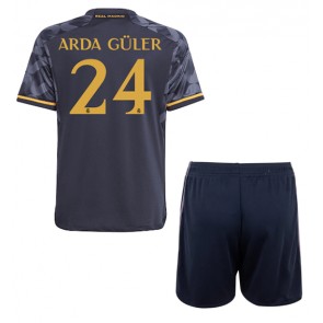 Real Madrid Arda Guler #24 Replika Babytøj Udebanesæt Børn 2023-24 Kortærmet (+ Korte bukser)